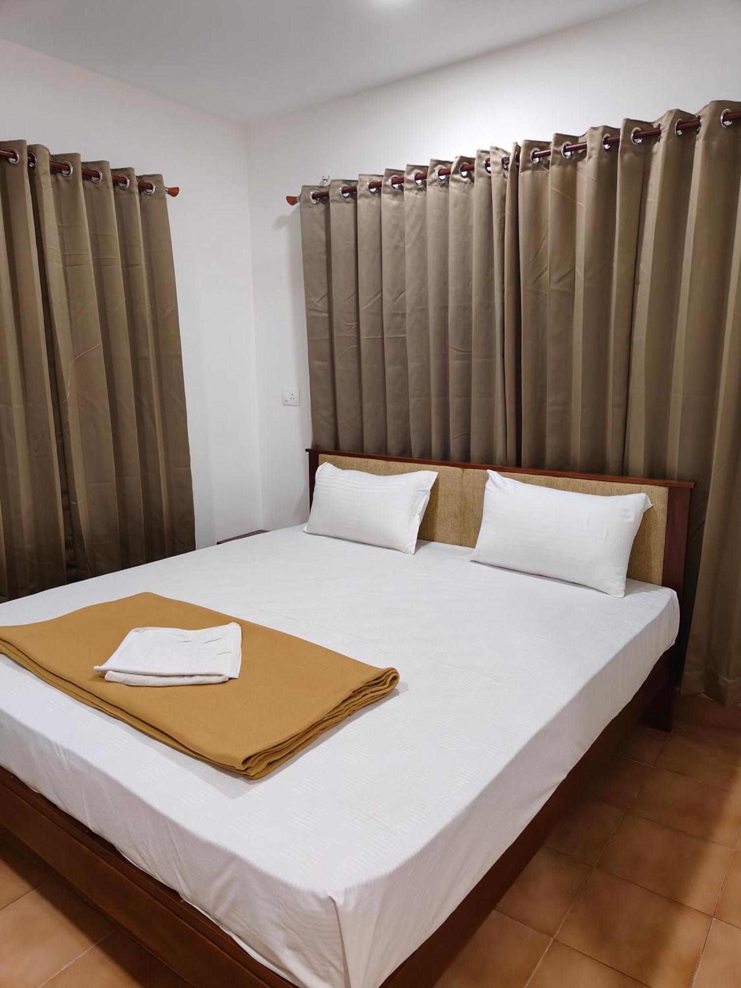 Hotel Nova Kochi エクステリア 写真